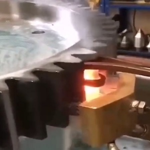 齒輪經(jīng)過電磁感應(yīng)加熱設(shè)備淬火后常出現(xiàn)哪些缺陷？如何預(yù)防？