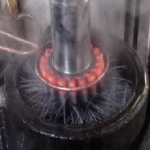 齒輪經(jīng)過電磁感應(yīng)加熱設(shè)備淬火后常出現(xiàn)哪些缺陷？如何預防？